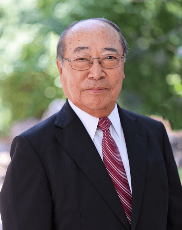 公益財団法人崋山会 理事長 林 勇夫 公益財団法人崋山会 理事長 林 勇夫